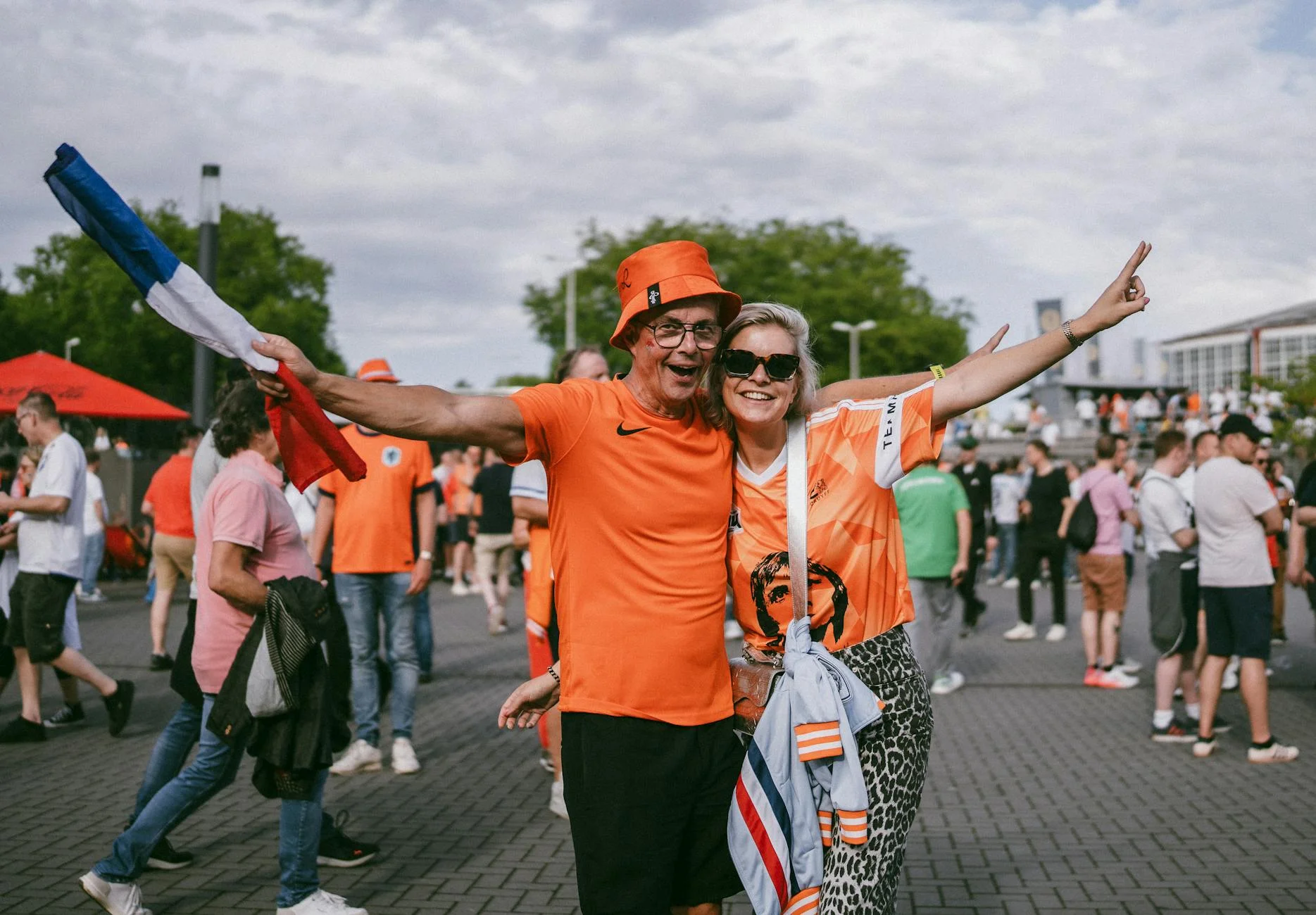 World Cup 2026 fans celebrating Toronto sports bar atmosphere