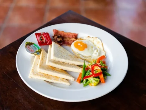 Restaurant and breakfast area at Alam Bali Beach Resort